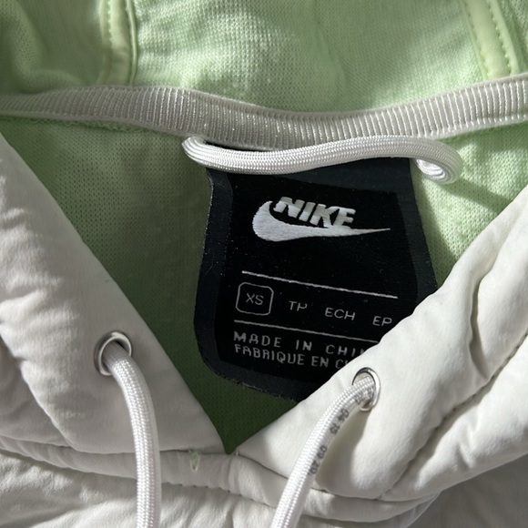 NIKE Sportswear Tech Pack Women's Hoodie Cropped Sweatshirt! - Picture 10 of 14